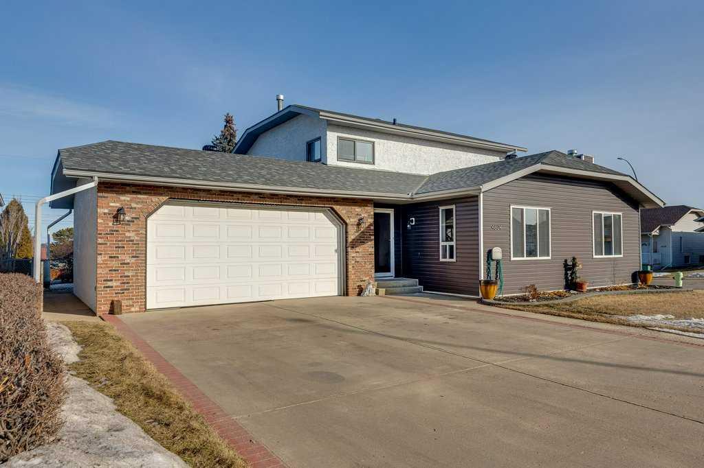 4804 44 Street, Innisfail, AB, T4G 1M7