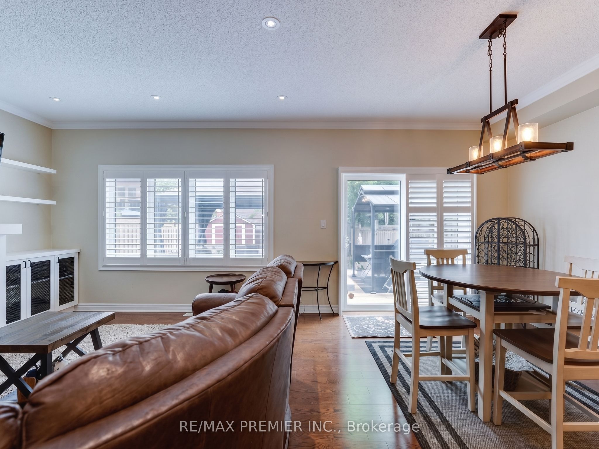 12 Pearcey Crescent, Barrie, ON, L4N 6R8 photo 3
