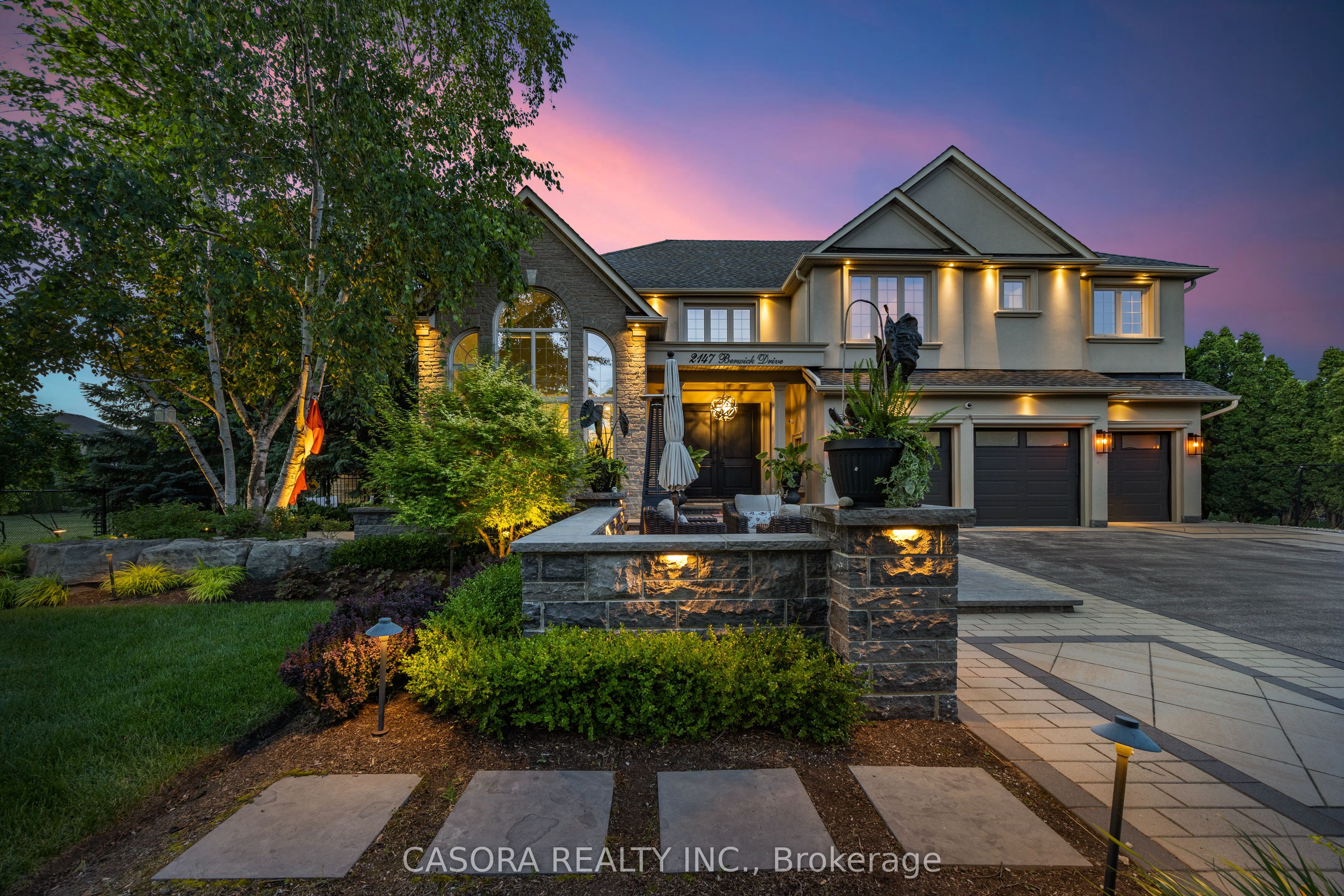 2147 Berwick Drive, Burlington, ON, L7M 4B2