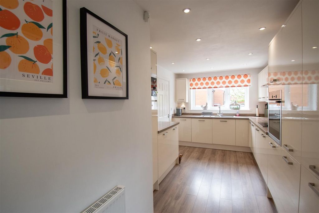 Additional image 3 of 4 bed detached house for saleDeanery Close, Ripley DE5