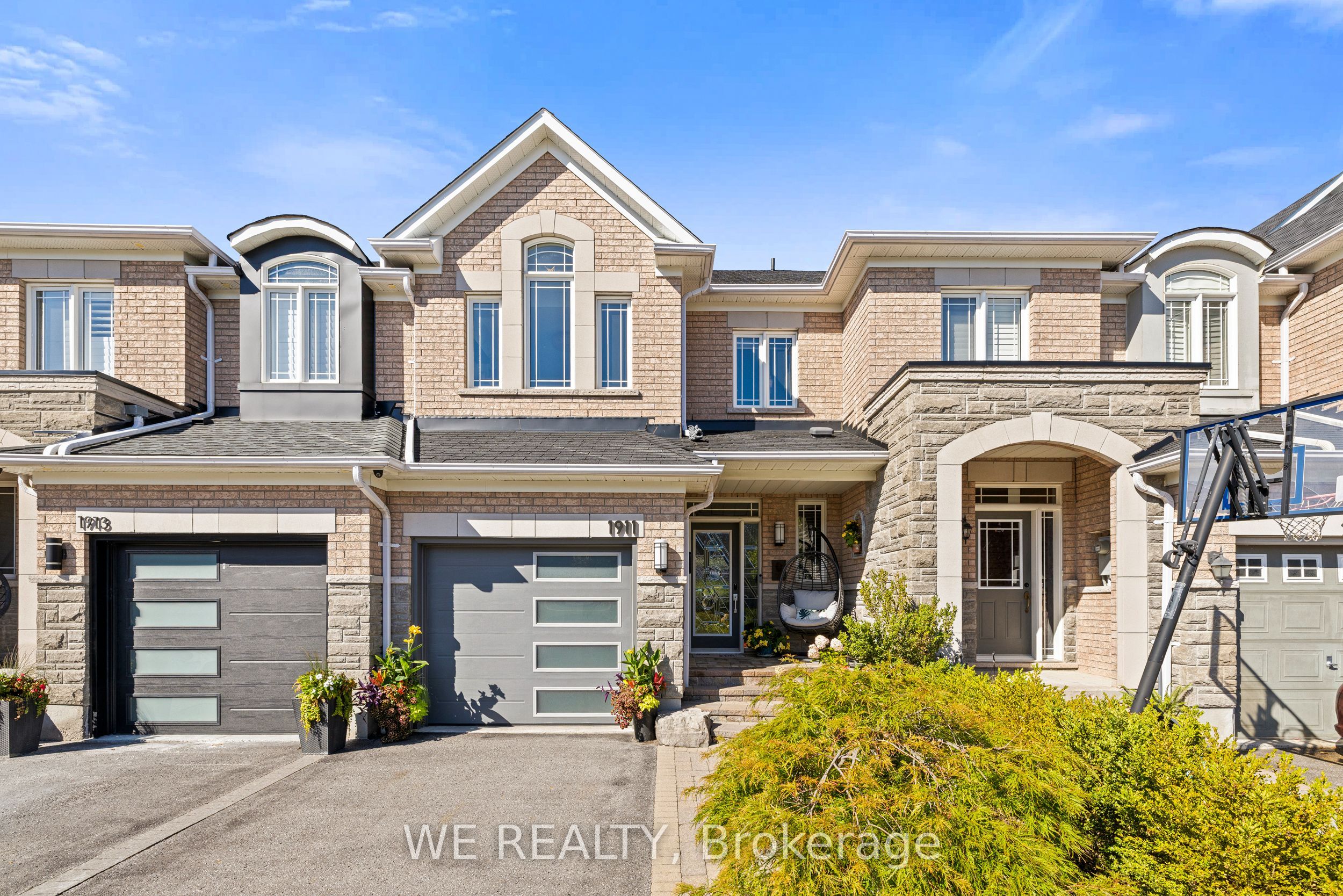 1911 Calvington Drive, Pickering, ON, L1V 0B3 photo 2