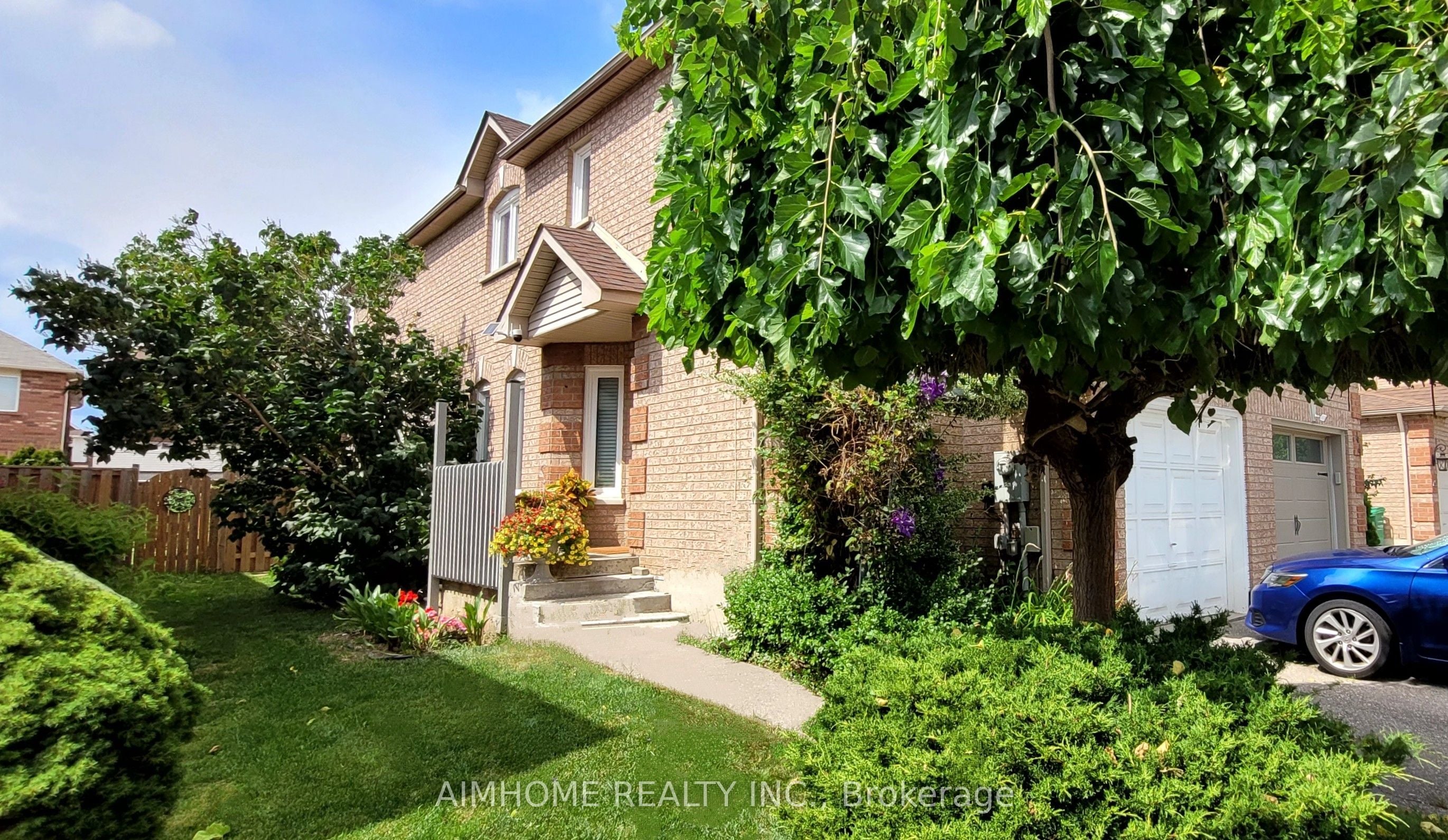 42 Piane Avenue, Brampton, ON, L6Y 4X9 photo 2