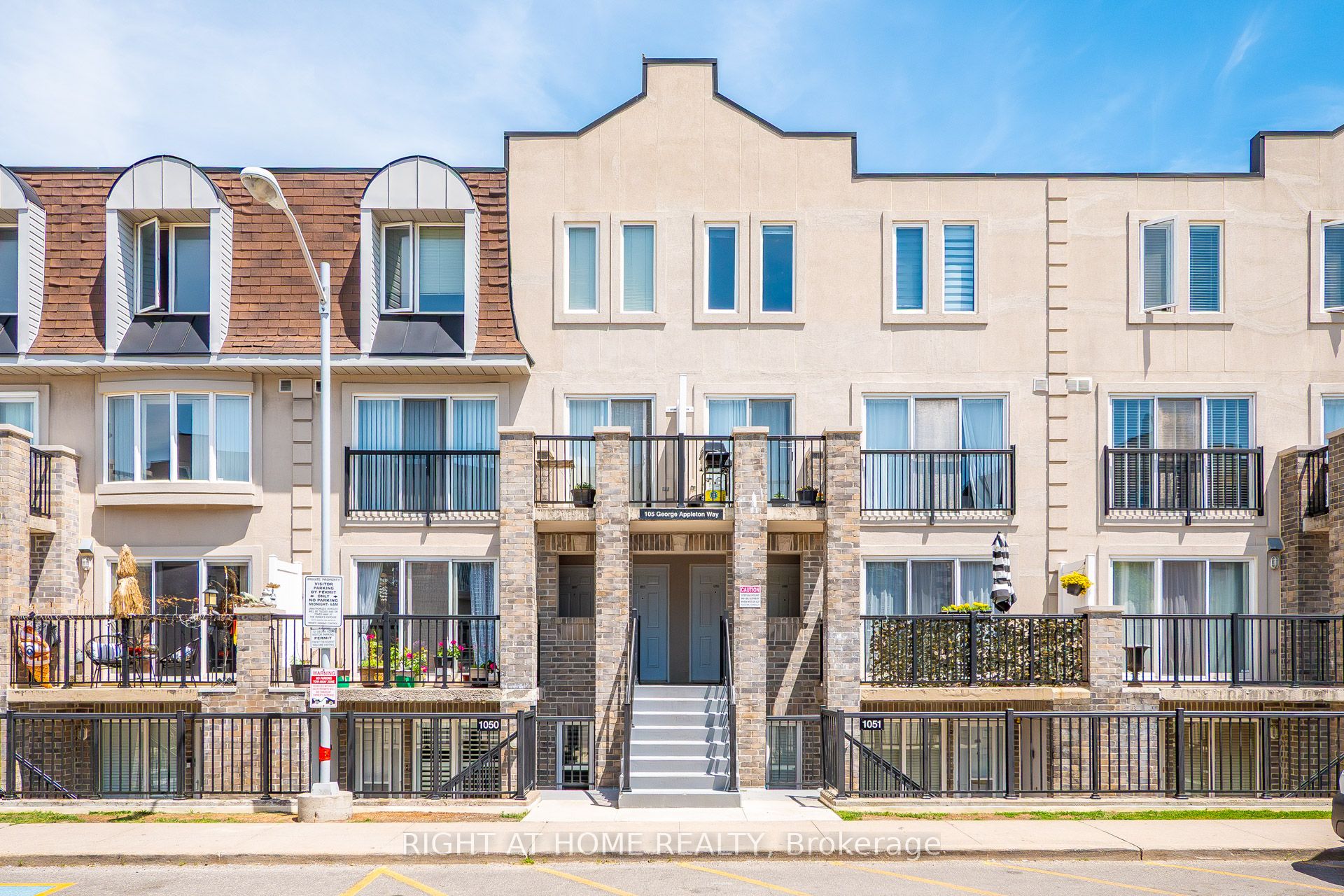 2151-105 George Appleton Way, Toronto, ON, M3M 0A2