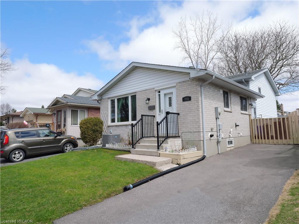 771 771 Avenue, London, ON, N5Y 4Y3