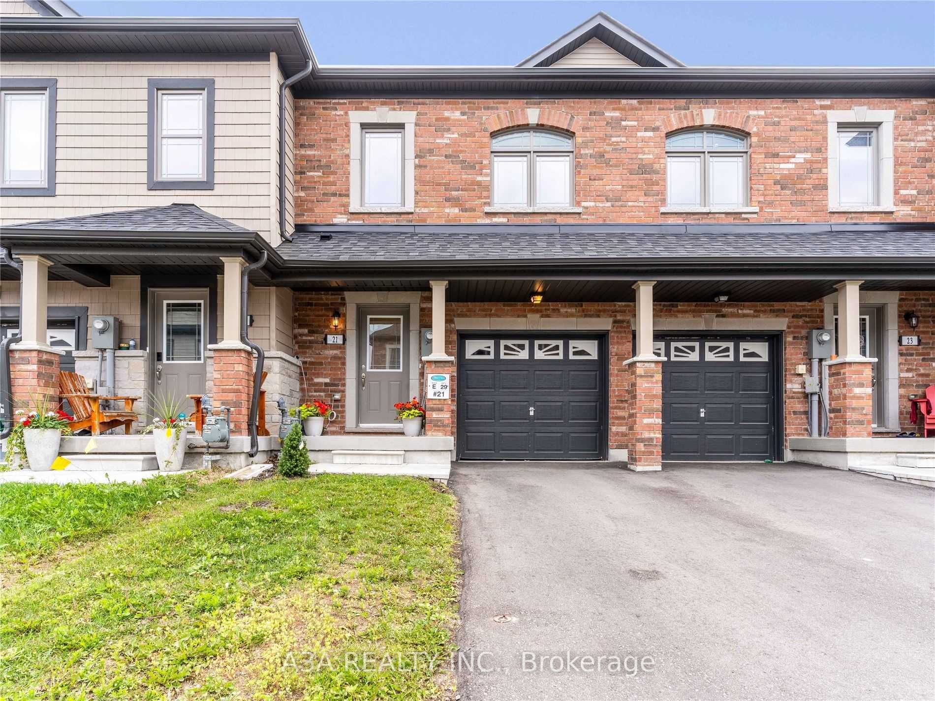 21 Deneb Street, Barrie, ON, L4N 0K6