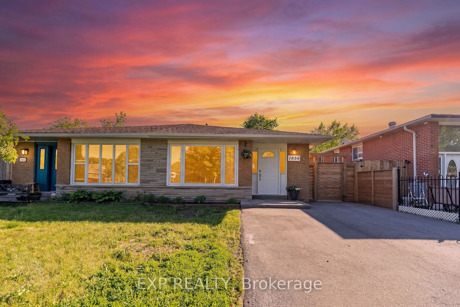 1856 Bonnymede Drive, Mississauga, ON, L5J 1E1