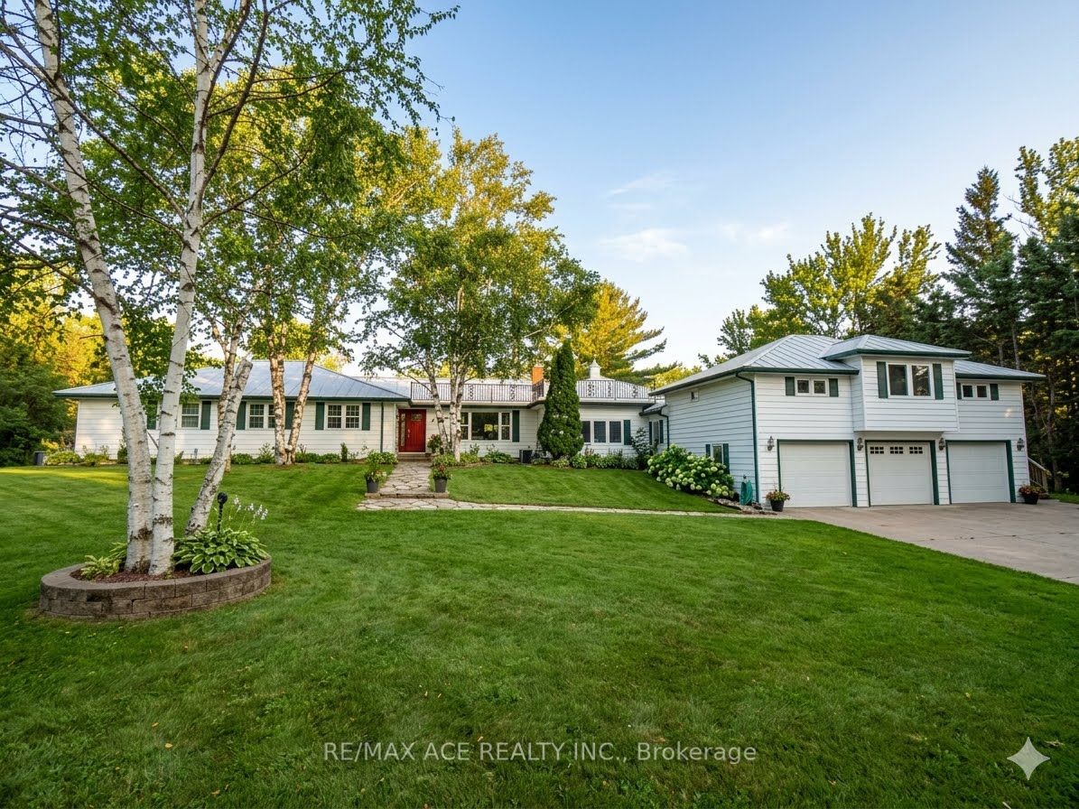 5455 Hoxton Street, Pickering, ON, L1Y 1A3