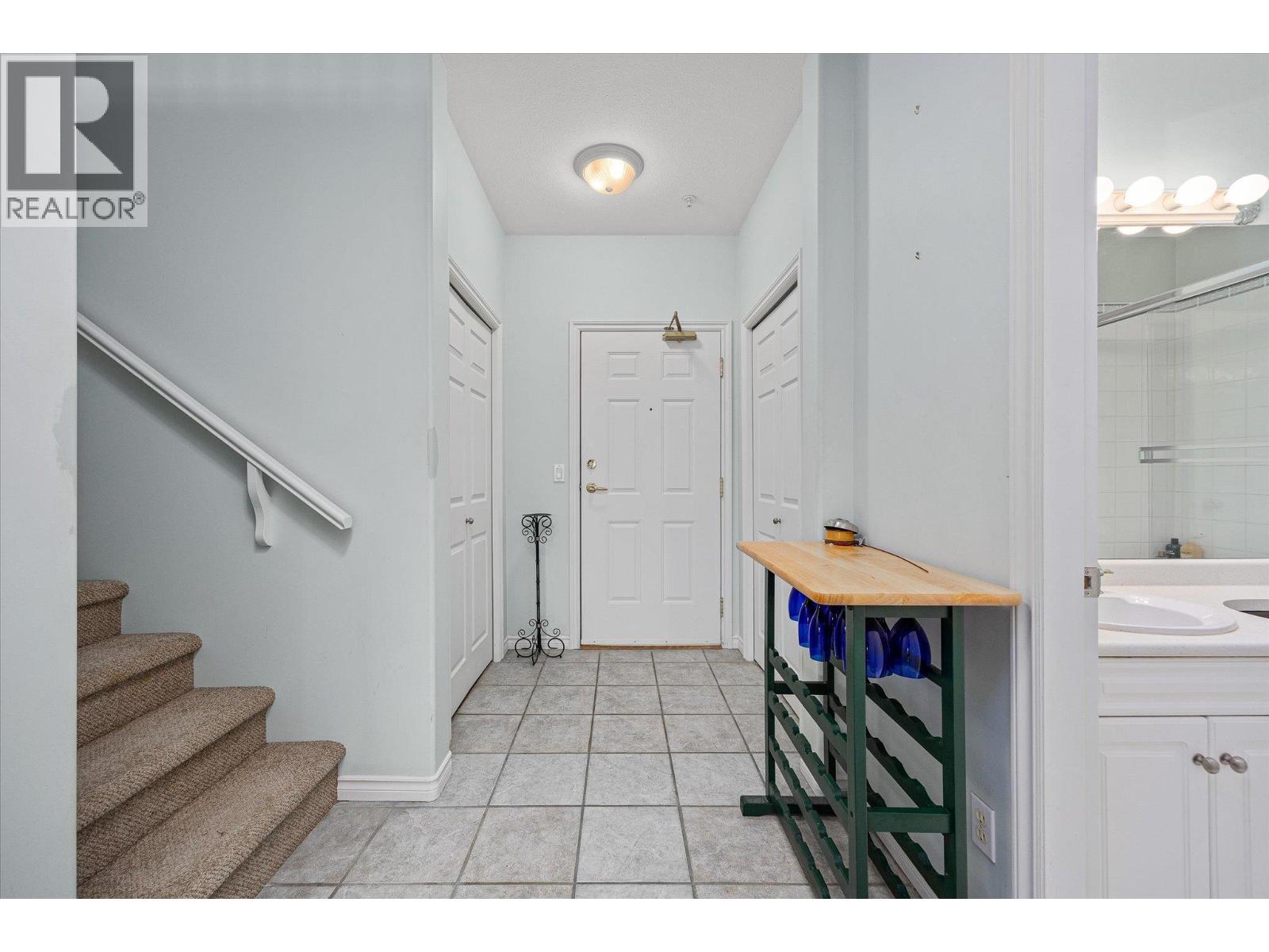 407-2388 Baron Road, Kelowna, BC, V1X6X4 photo 5