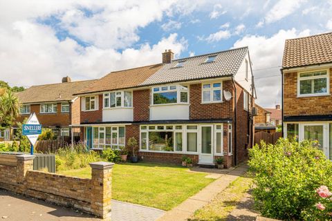 Buckingham Road, Hampton TW12