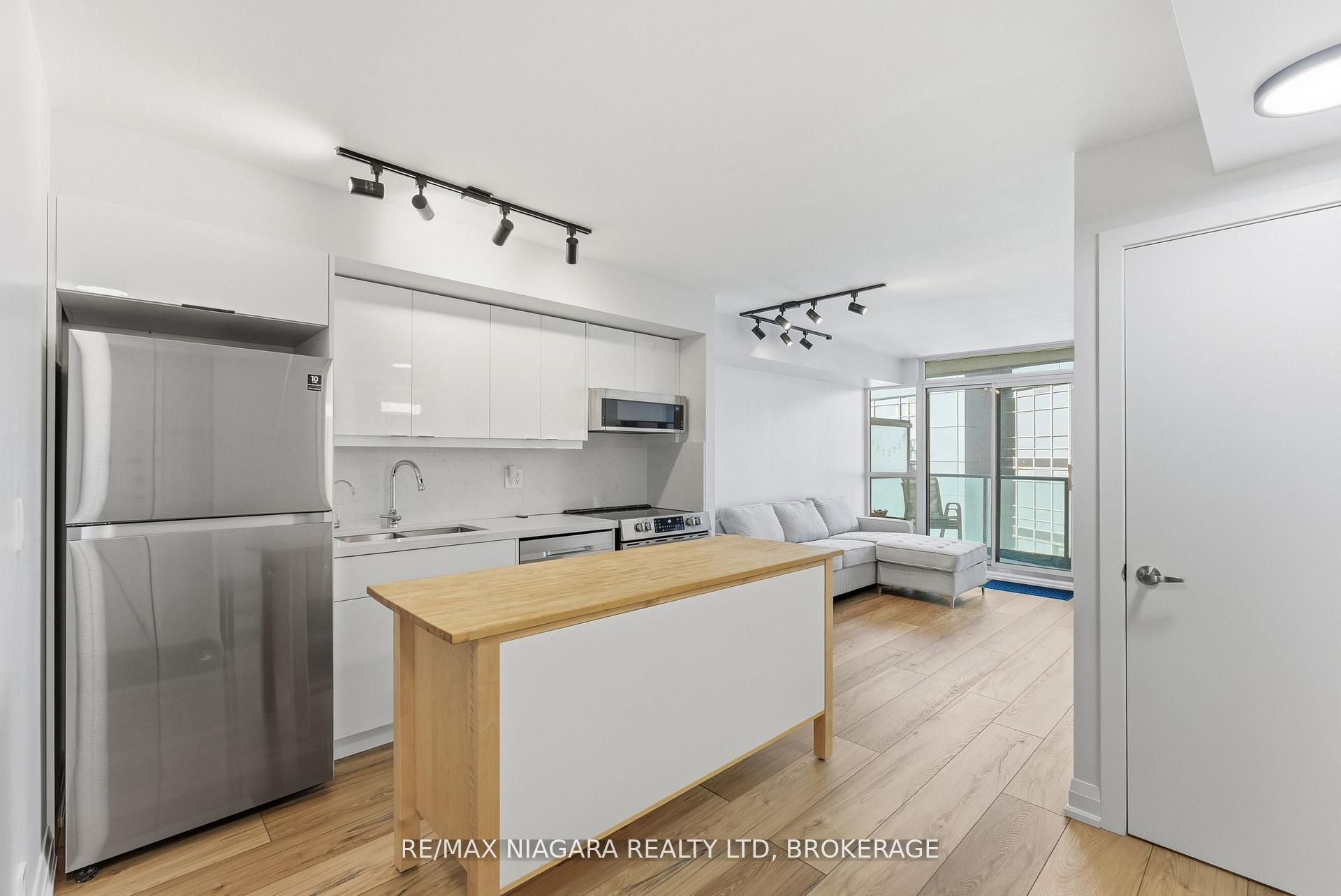 Additional image 6 of 1601-600 Fleet Street, Toronto, ON, M5V 1B7