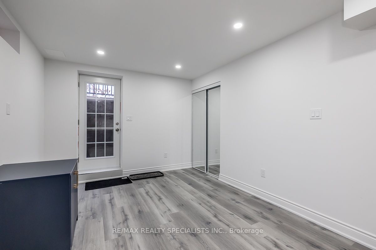 Additional image 5 of 1 Huron Lane, Bradford West Gwillimbury, ON, L3Z 0M8