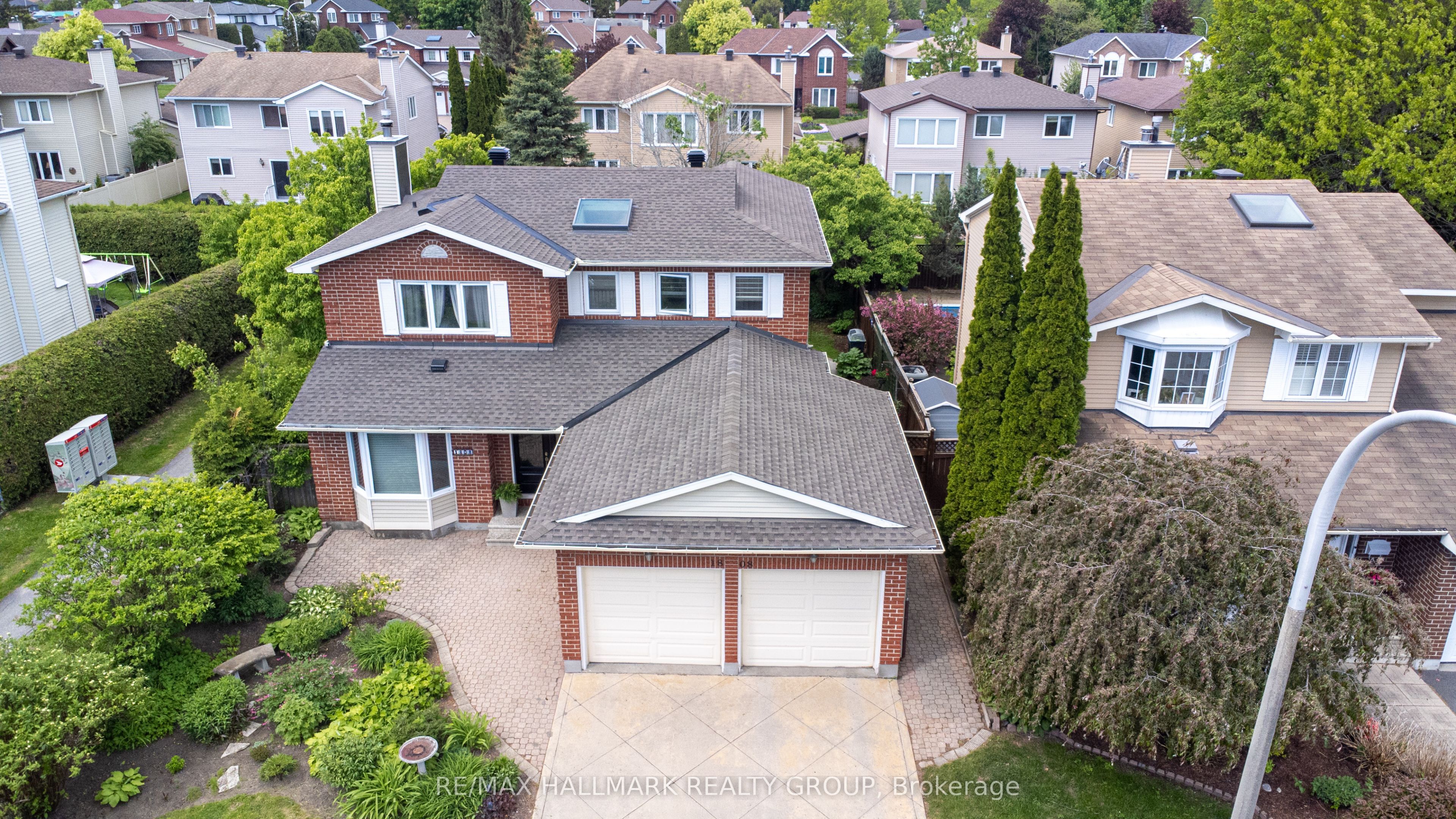 Additional image 2 of 1808 Robinwood Place, Ottawa, ON, K1C 6L4