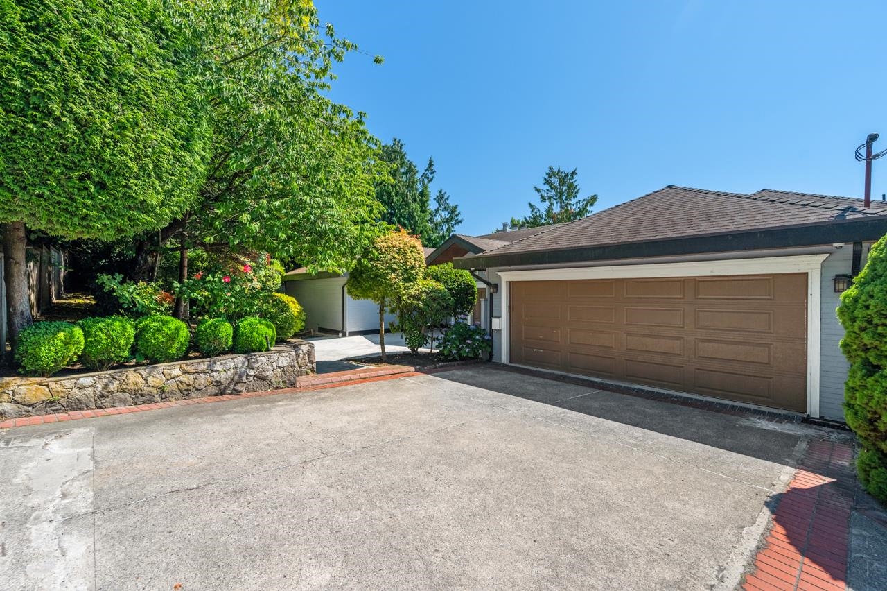 Additional image 6 of 2408 Marine Drive SW, Vancouver, BC, V6P 6C2