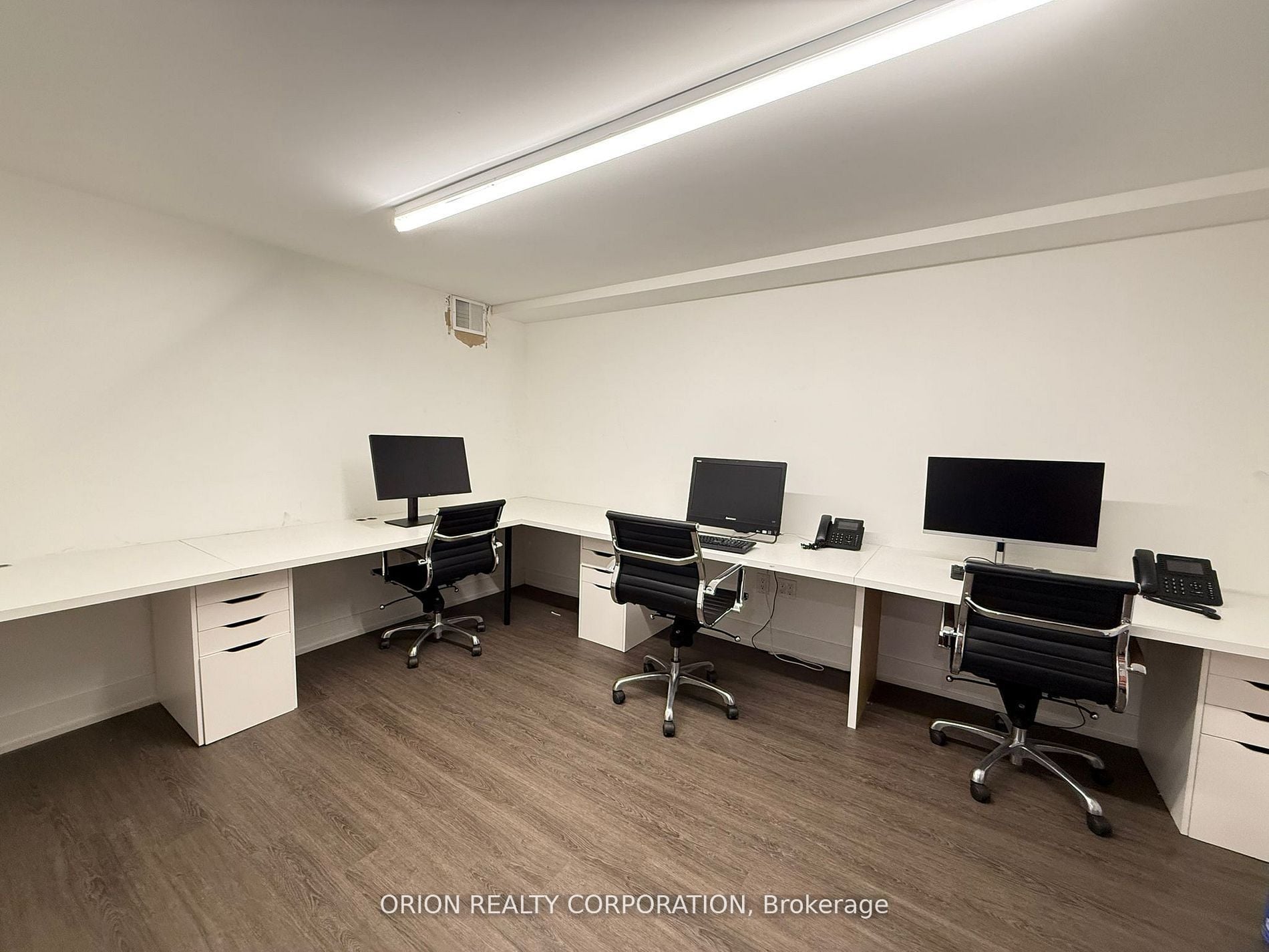 L2-1149 Lakeshore Road E, Mississauga, ON, L5E 1E8