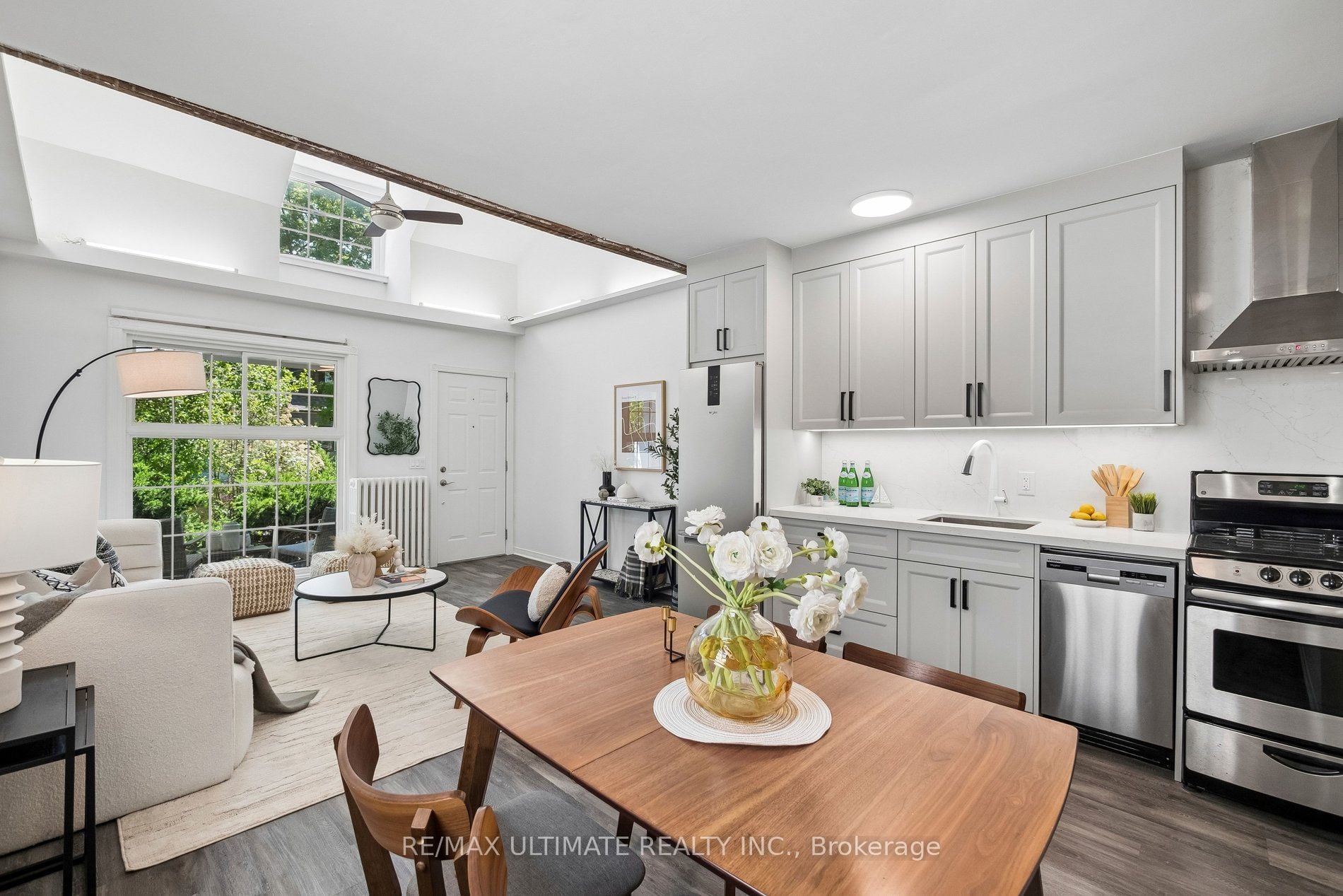 Additional image 6 of 132 Hanson Street, Toronto, ON, M4C 1A4