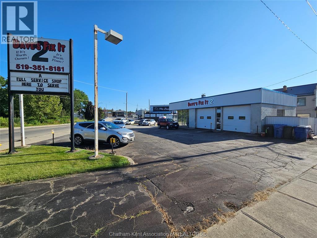 99 Thames Street, Chatham, ON, N7L1S4