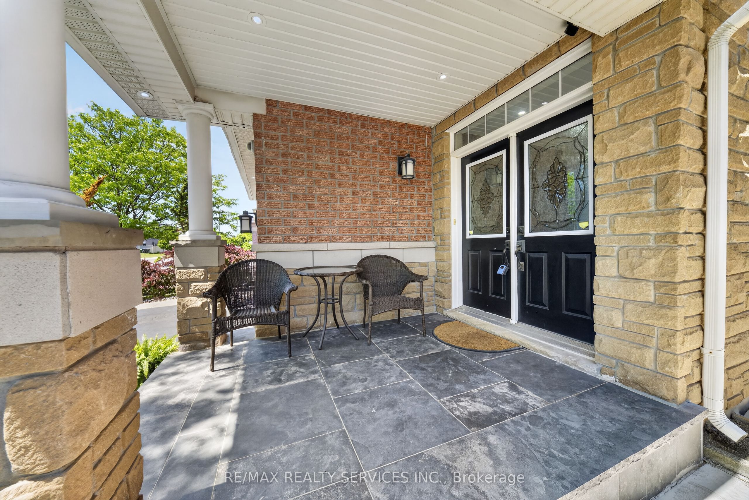 Additional image 4 of 98 Saffron Crescent, Brampton, ON, L6S 6H8