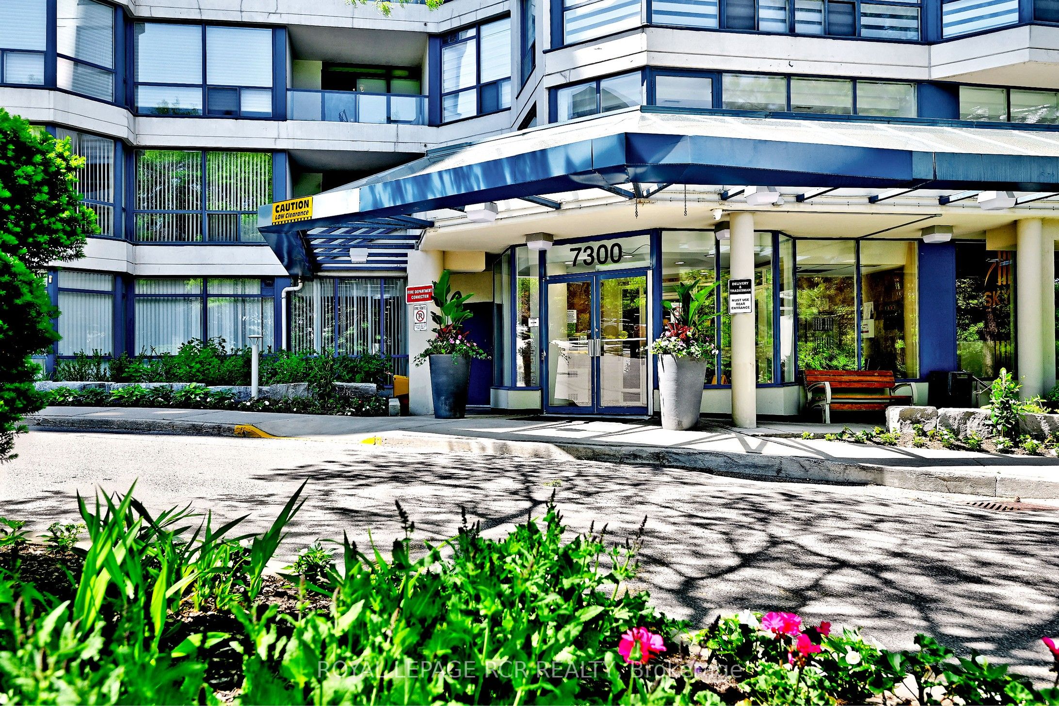 706-7300 Yonge Street, Vaughan, ON, L4J 7Y5