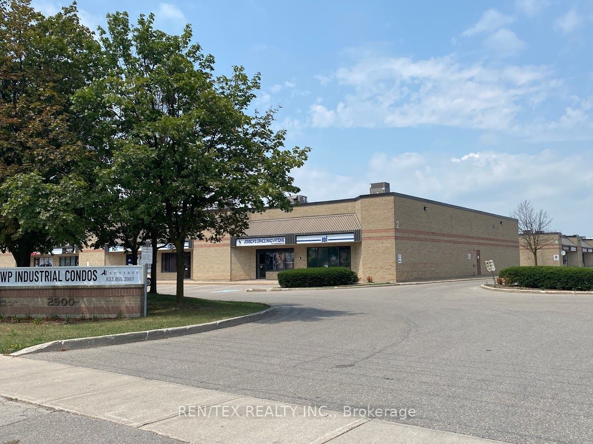 8-9-2500 Williams Parkway E, Brampton, ON, L6S 5M9 photo 3
