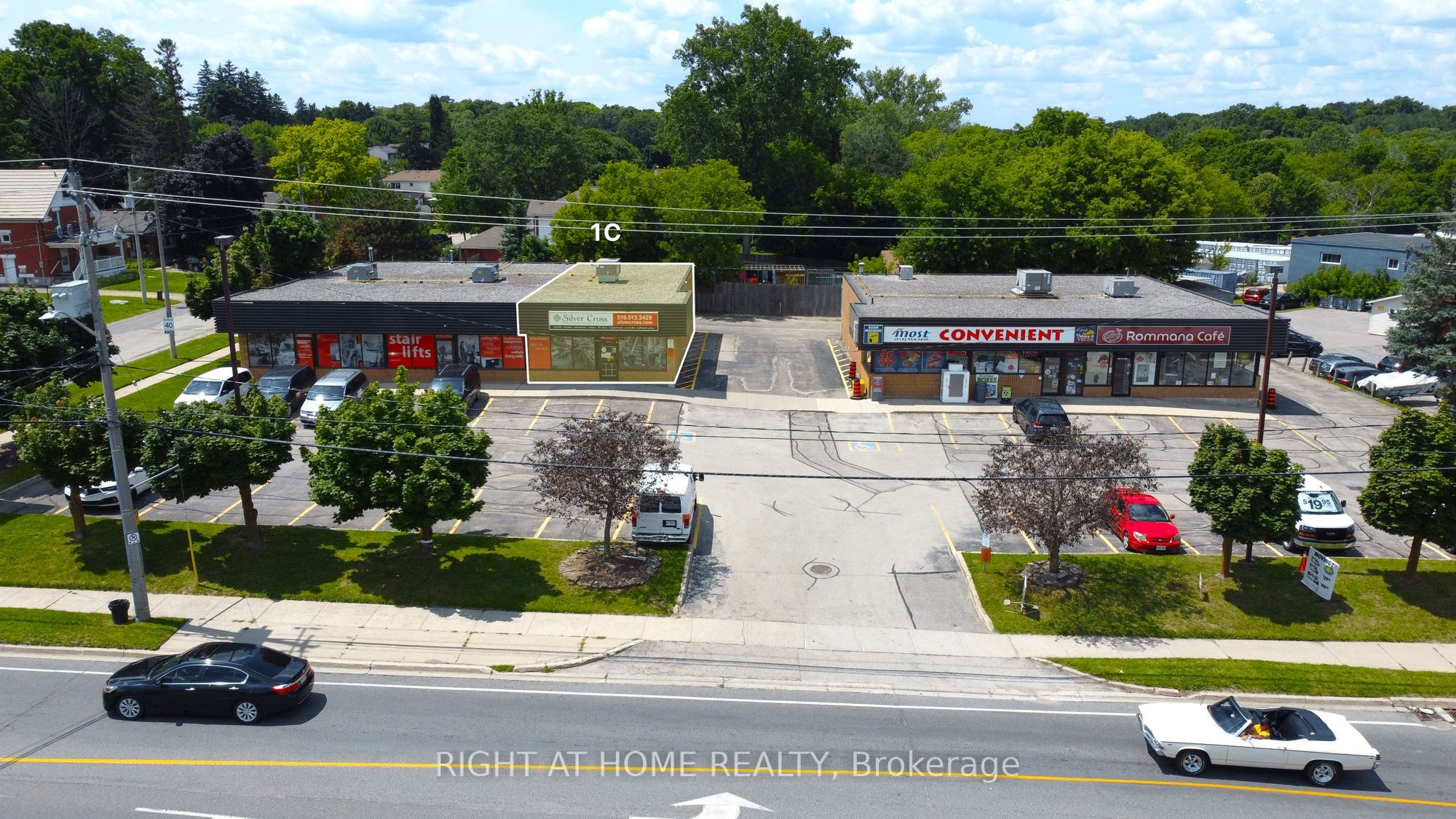 1C-569 Lancaster Street W, Waterloo, ON, N2K 3M9