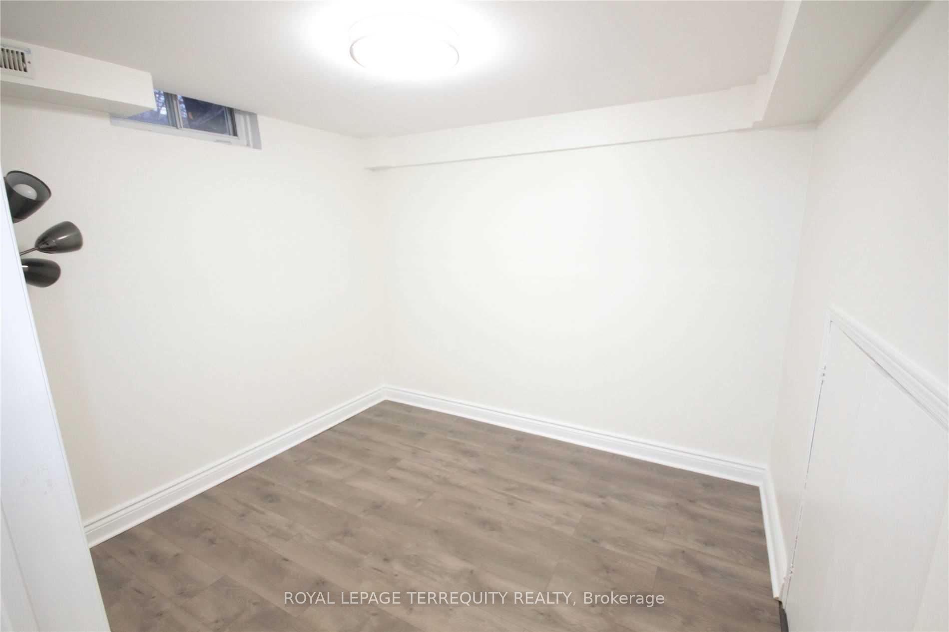 BSMNT-111 Caronia Square, Toronto, ON, M1B 2Z9 photo 4