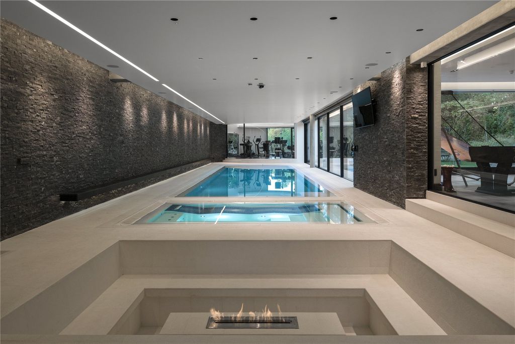 Additional image 28 of 7 bed detached house for saleThe Warren, Radlett, Hertfordshire WD7