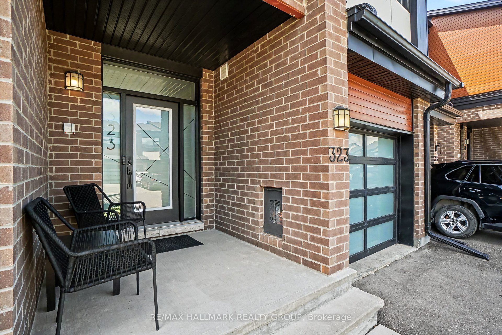 Additional image 3 of 323 Wabasso Lane, Ottawa, ON, K1T 0T2