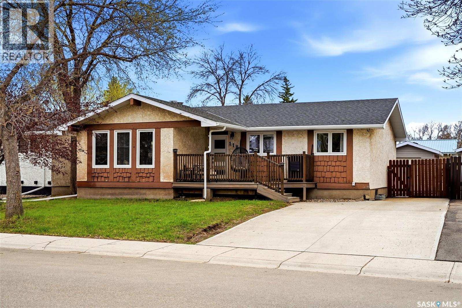 118 Mackenzie Crescent, Regina, SK, S4N5G5