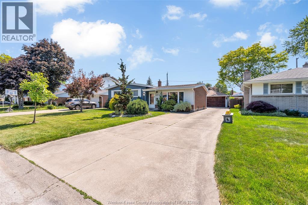 2695 Sierra Drive, Windsor, ON, N9E2Y9 photo 3