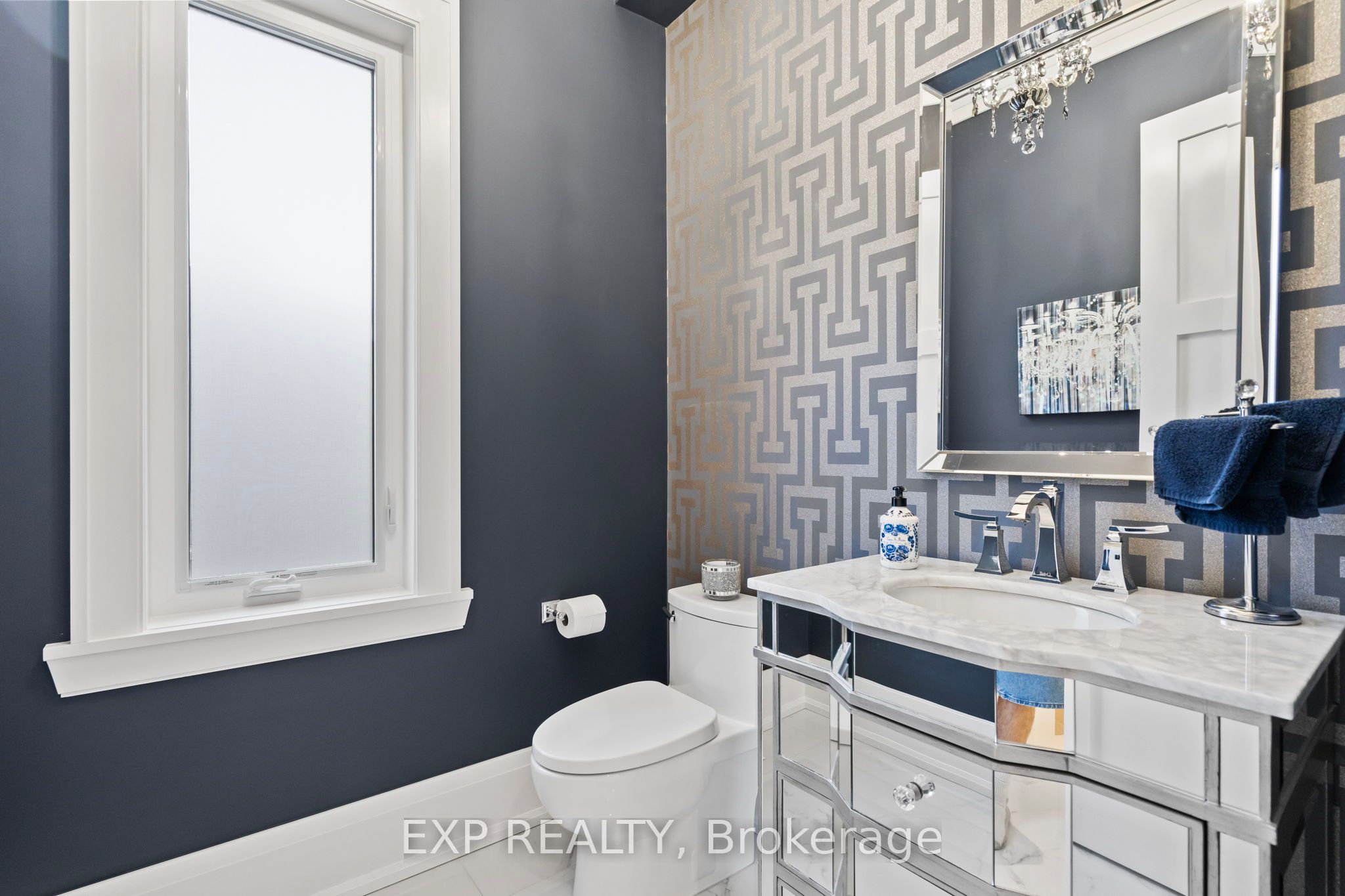 74 Bedford Park Avenue, Richmond Hill, ON, L4C 2N8 photo 4