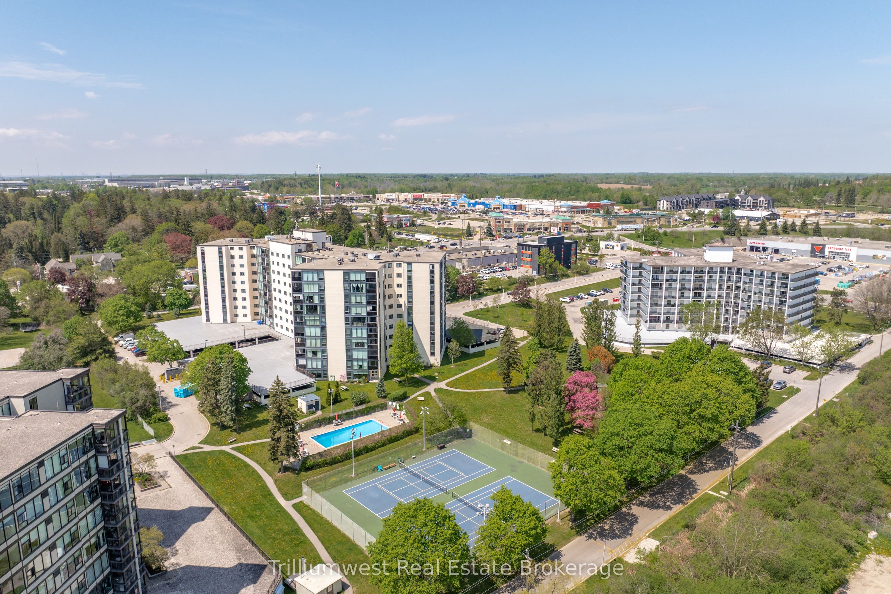 503-23 Woodlawn Road E, Guelph, ON, N1H 7G6