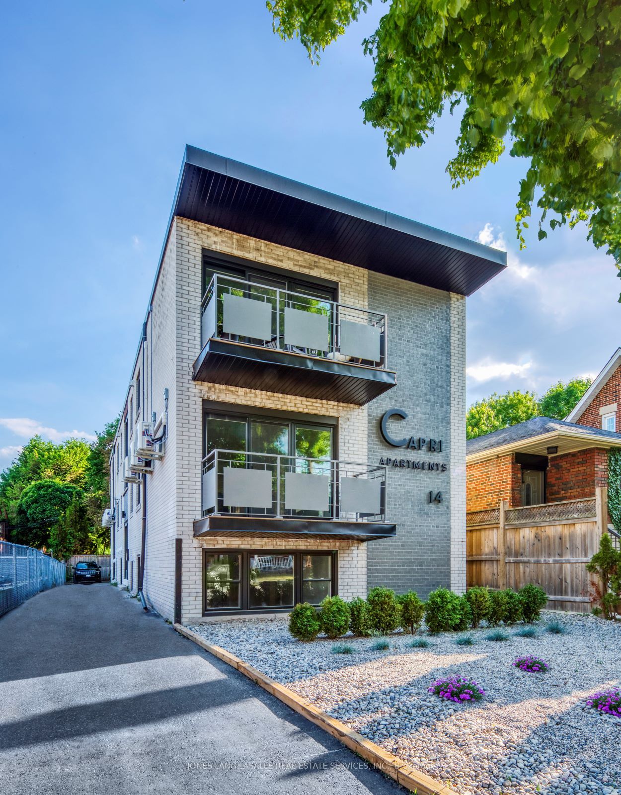 14 Burlington Street, Toronto, ON, M8V 2K9