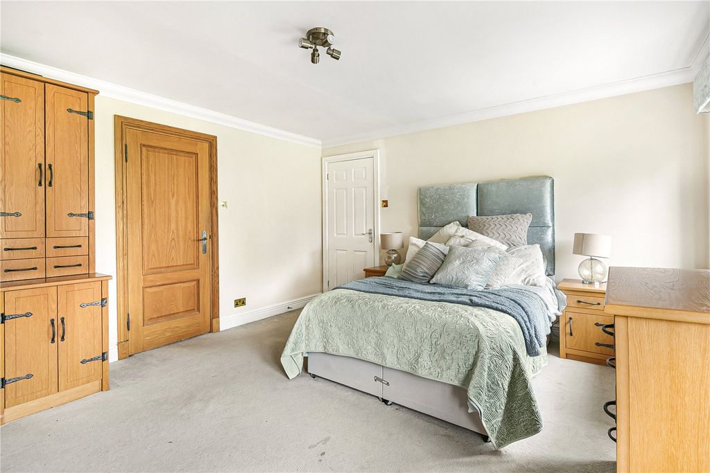 Additional image 28 of 5 bed detached house for saleNewlands Avenue, Radlett, Hertfordshire WD7