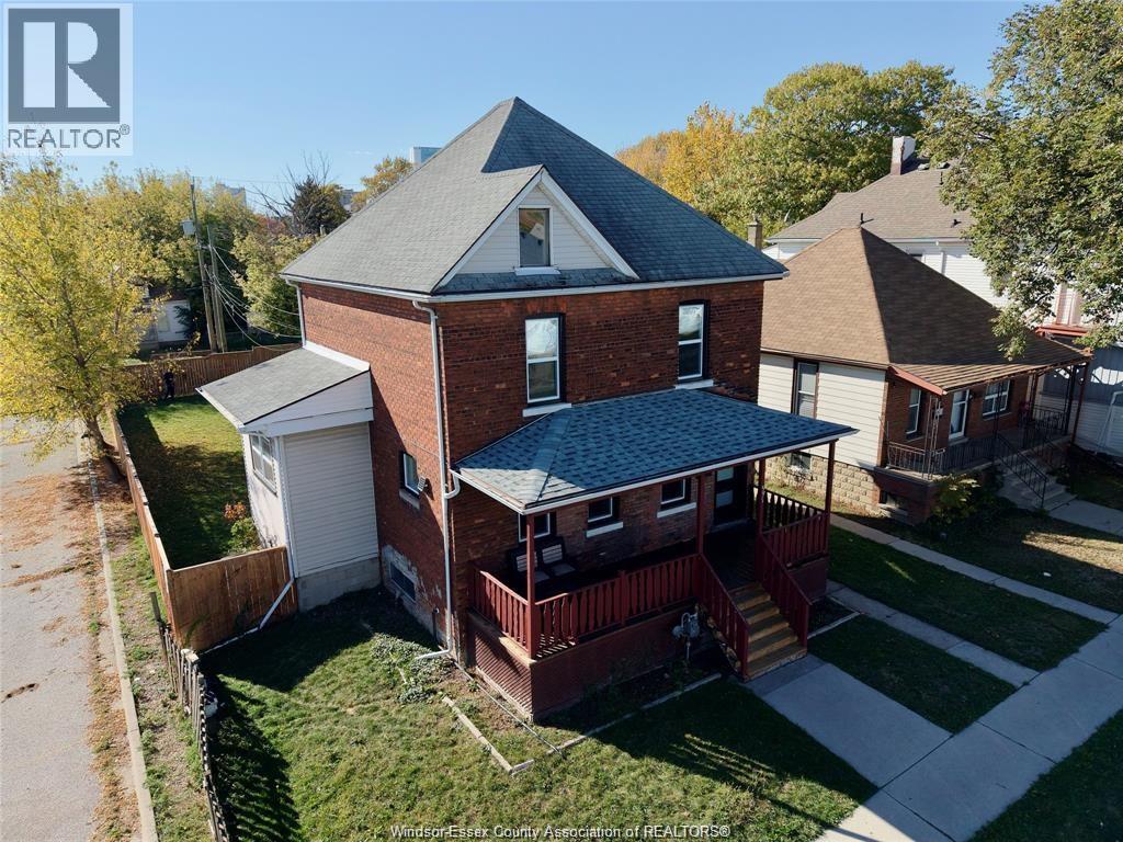531 Langlois , Windsor, ON, N9A2G3 photo 4