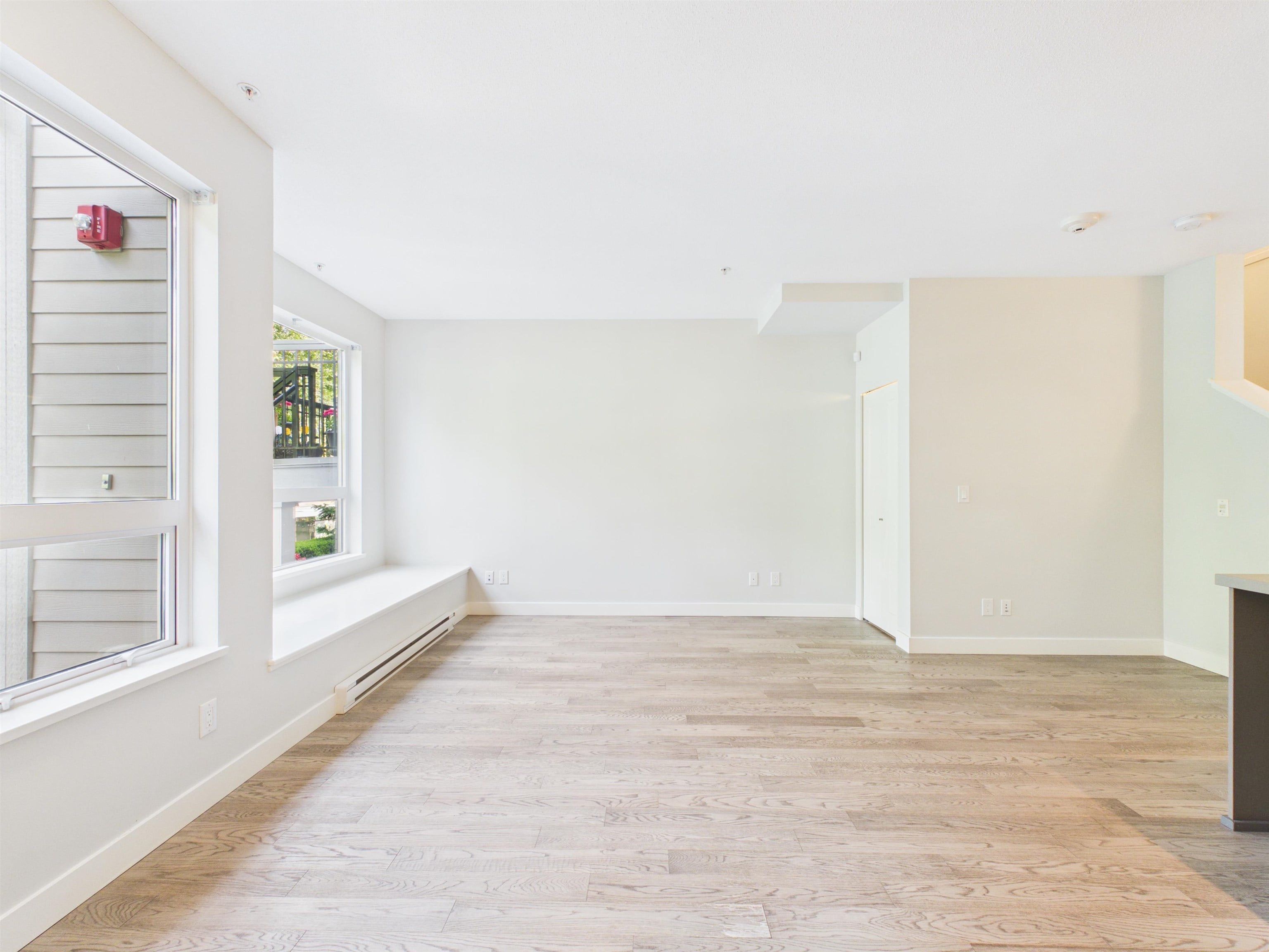 13-3201 Noel Drive, Burnaby, BC, V3J 0G9 photo 4