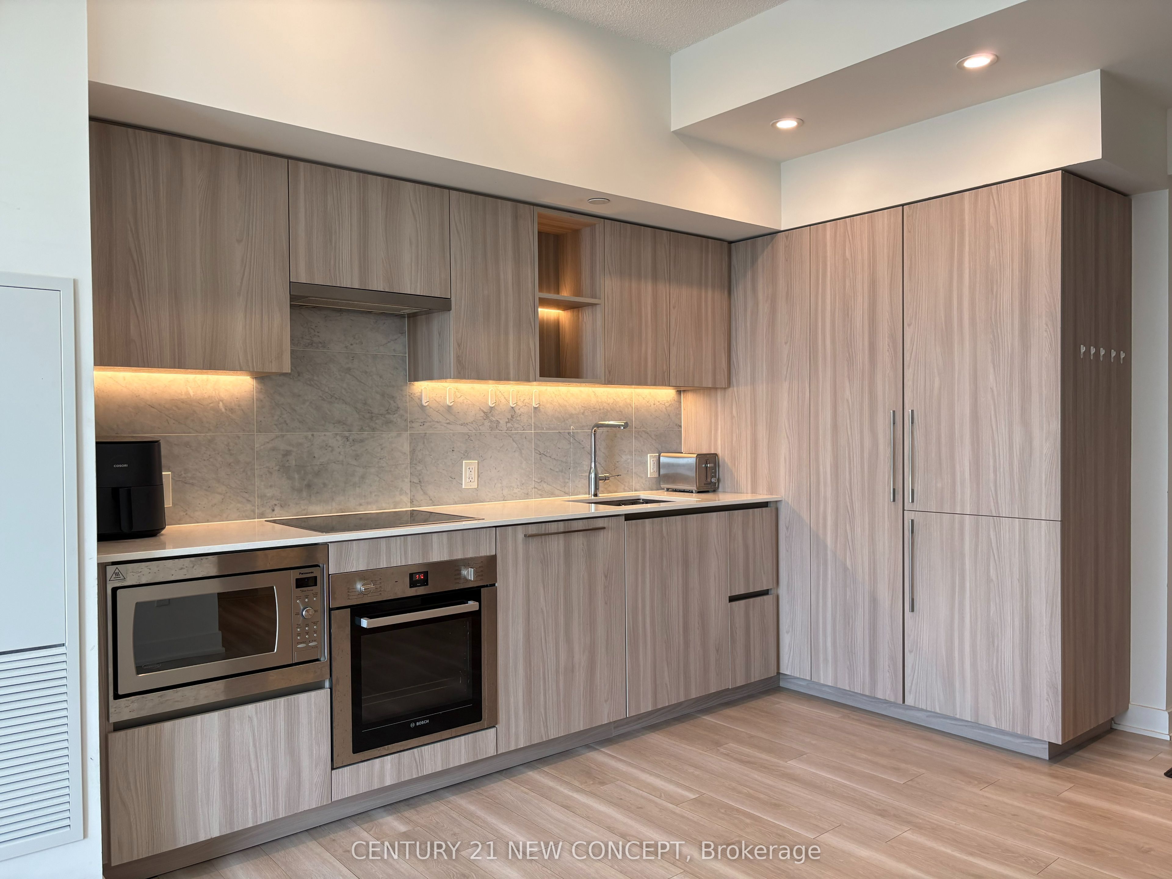 Additional image 5 of 3108-17 Bathurst Street, Toronto, ON, M5V 0N1
