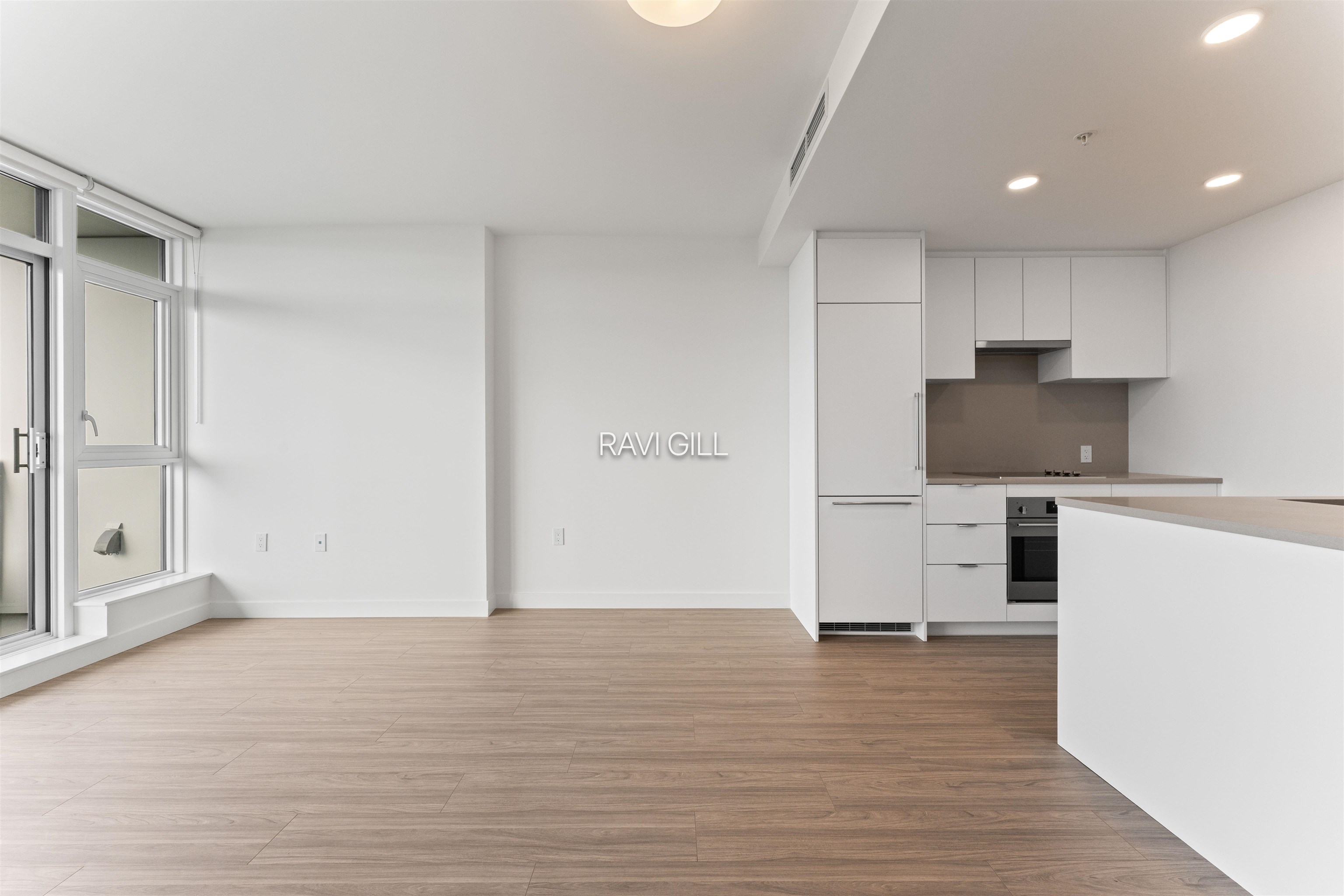Additional image 2 of 3009-13675 107a Avenue, Surrey, BC, V3T 0X3