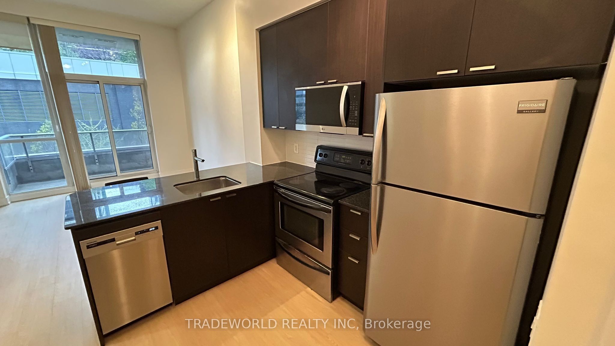 301-23 Sheppard Avenue E, Toronto, ON, M2N 0C8 photo 4