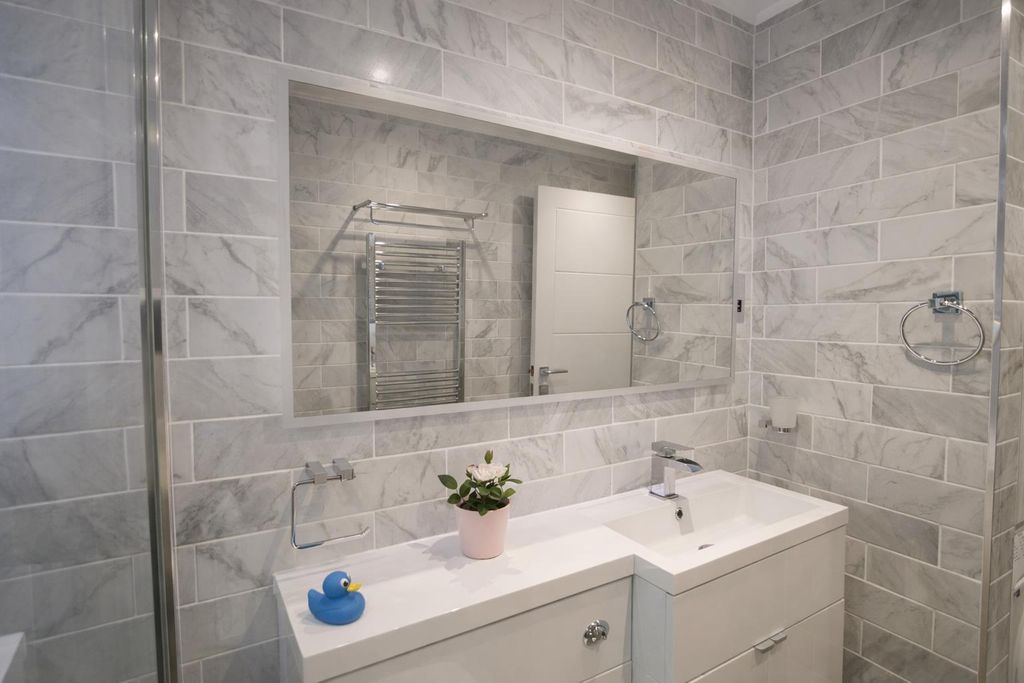 Additional image 12 of 6 bed property for saleCross Street, Reading RG1