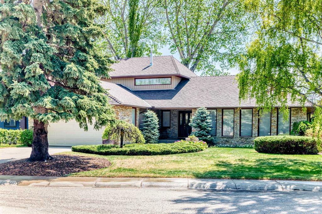 123 Varsity Estates Grove NW, Calgary, AB, T3B 4C8