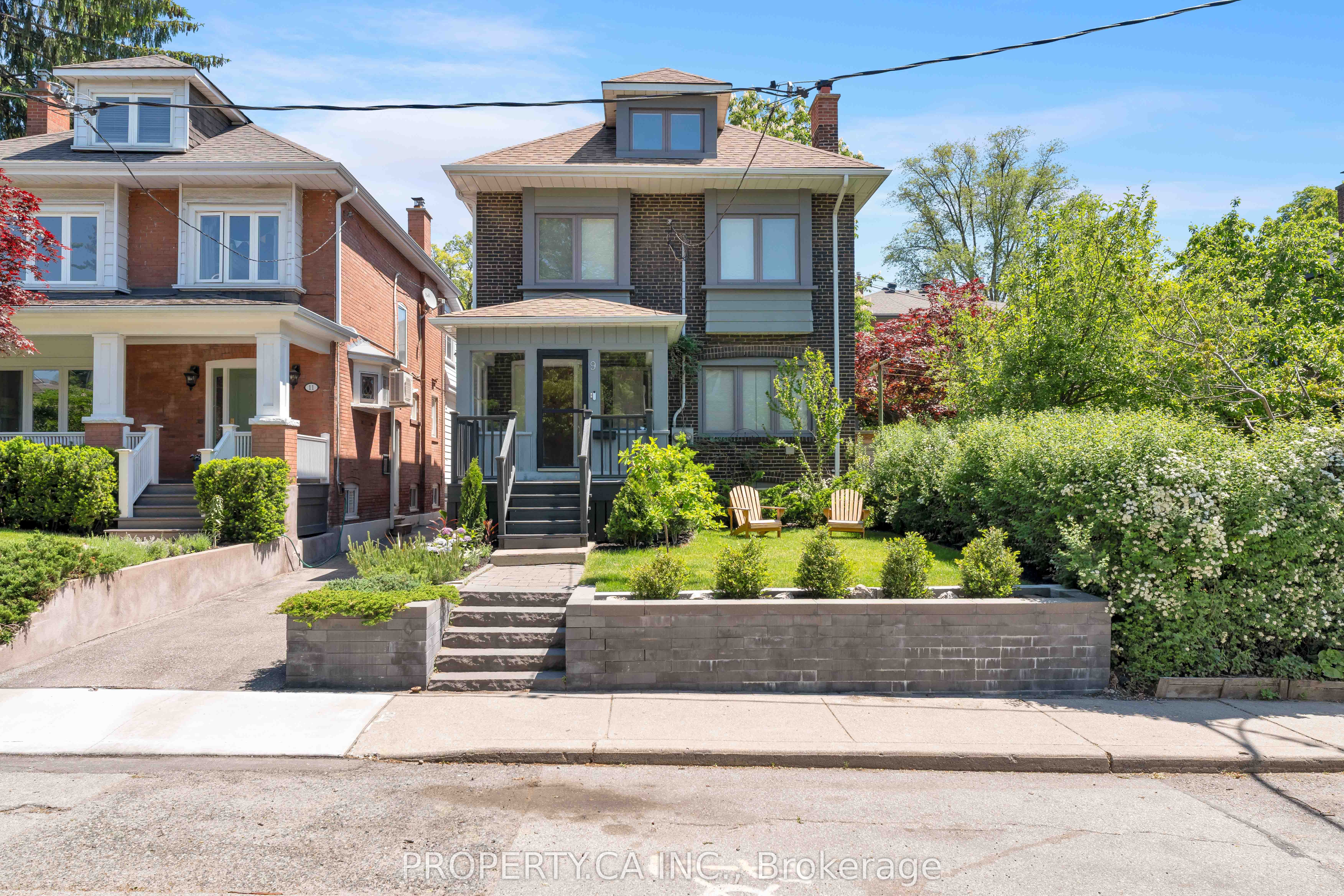 9 Fairview Avenue, Toronto, ON, M6P 3A2