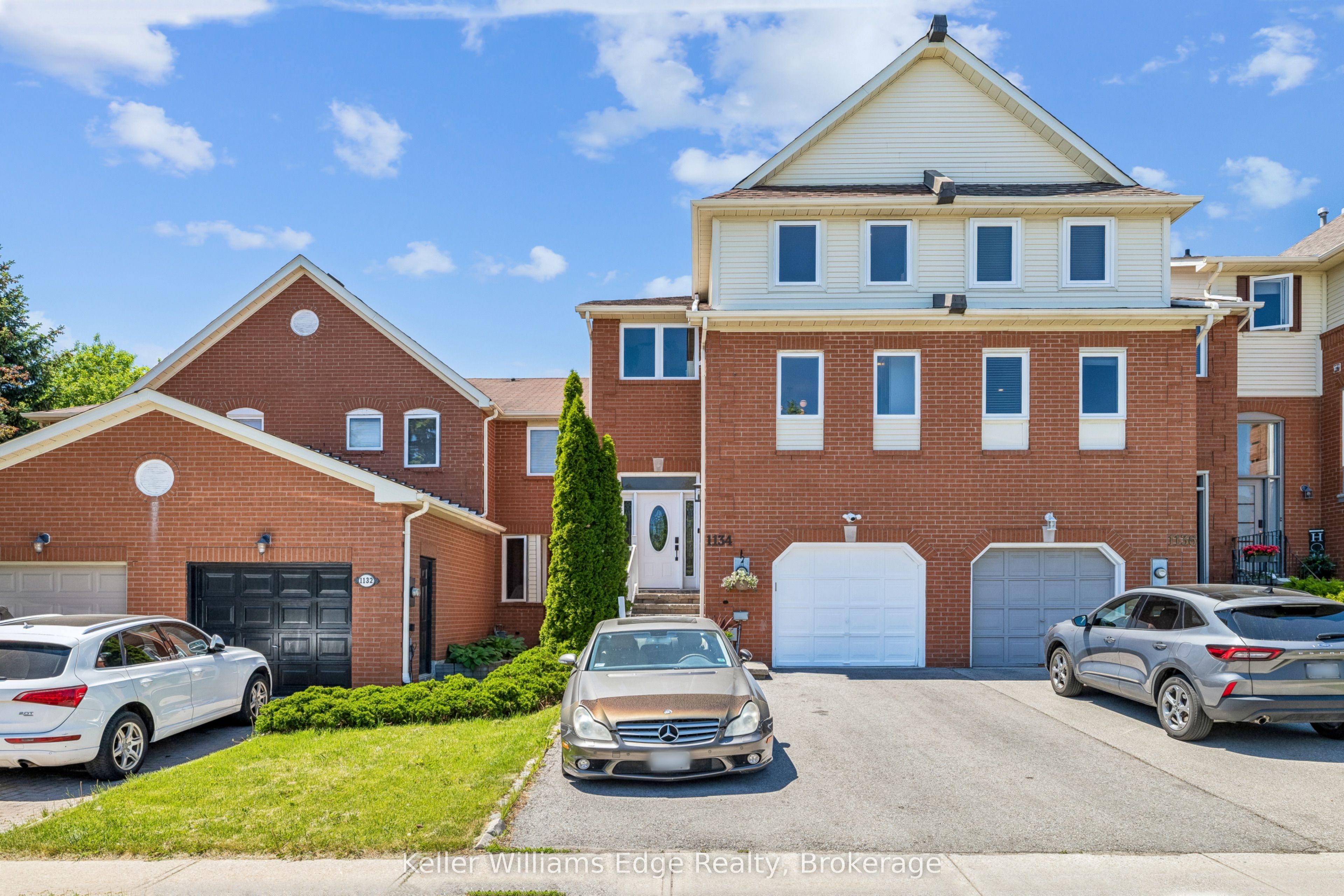 1134 Leewood Drive, Oakville, ON, L6M 3B7