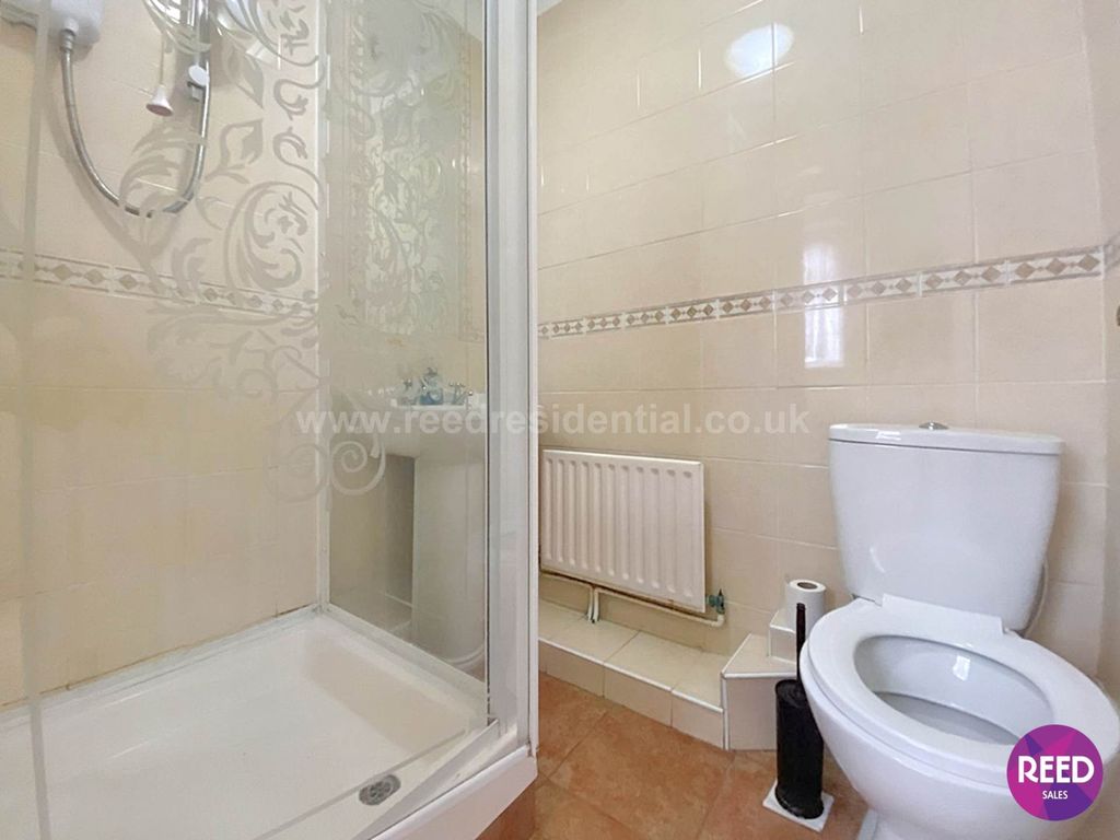 Additional image 7 of 10 bed detached house for saleDorset Gardens, Rochford SS4