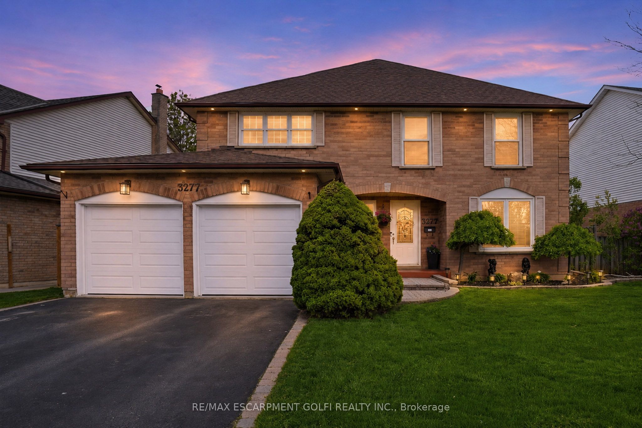 3277 Folkway Drive, Burlington, ON, L7M 3J2