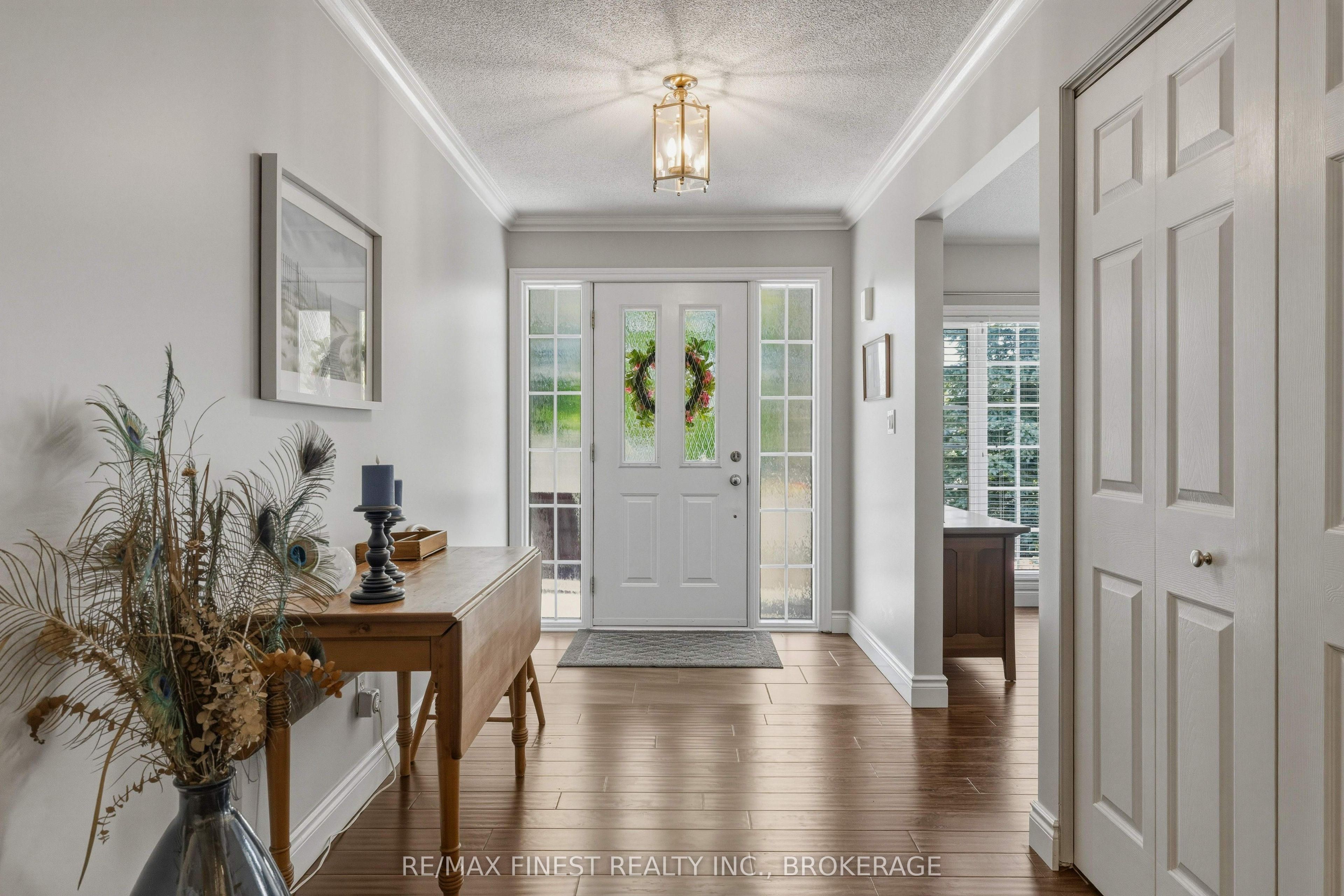 320 Friarhill Crescent, Kingston, ON, K7M 8P4 photo 4