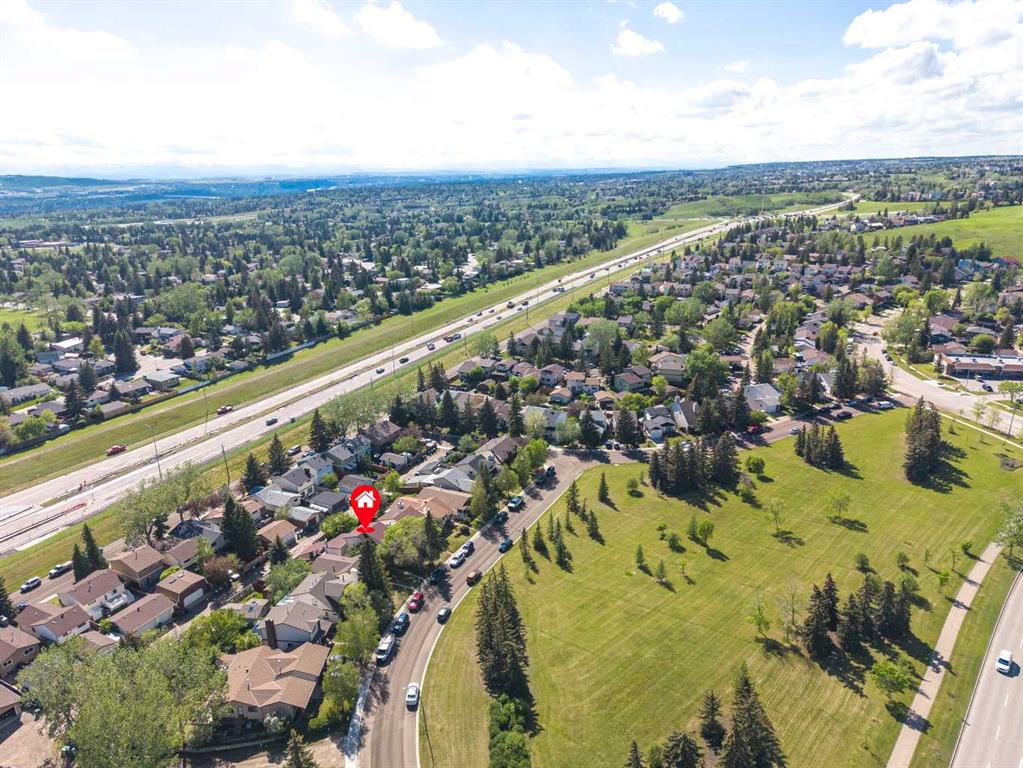 200 Edgedale Way NW, Calgary, AB, T3A 2P9