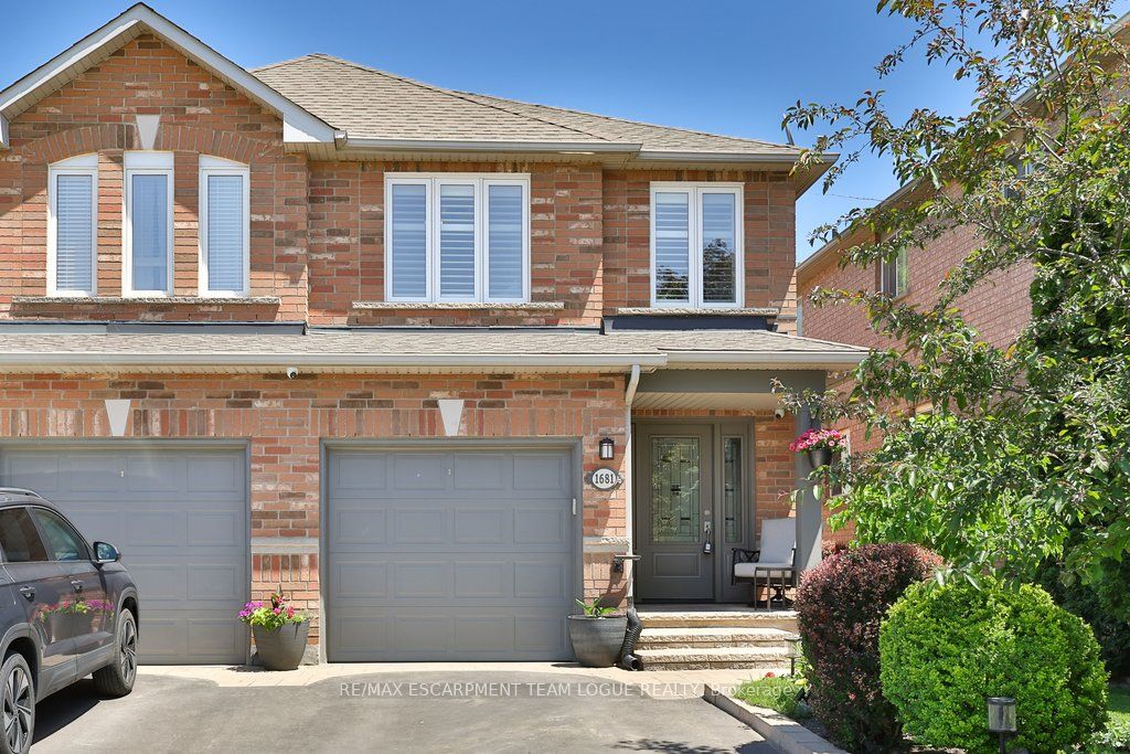 1681 Creek Way, Burlington, ON, L7L 6R5