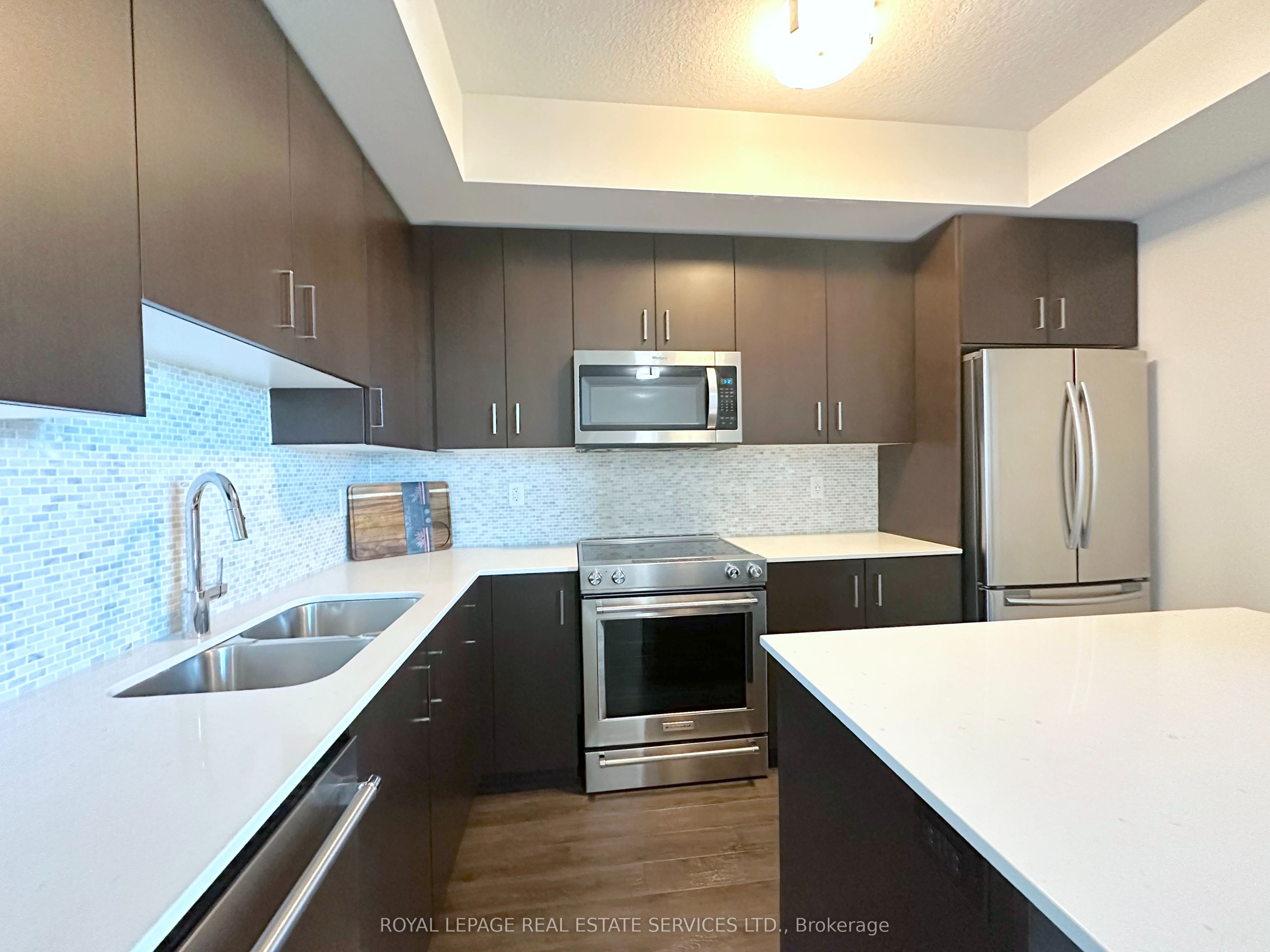 Additional image 4 of 901-2333 Taunton Road, Oakville, ON, L6H 0N5