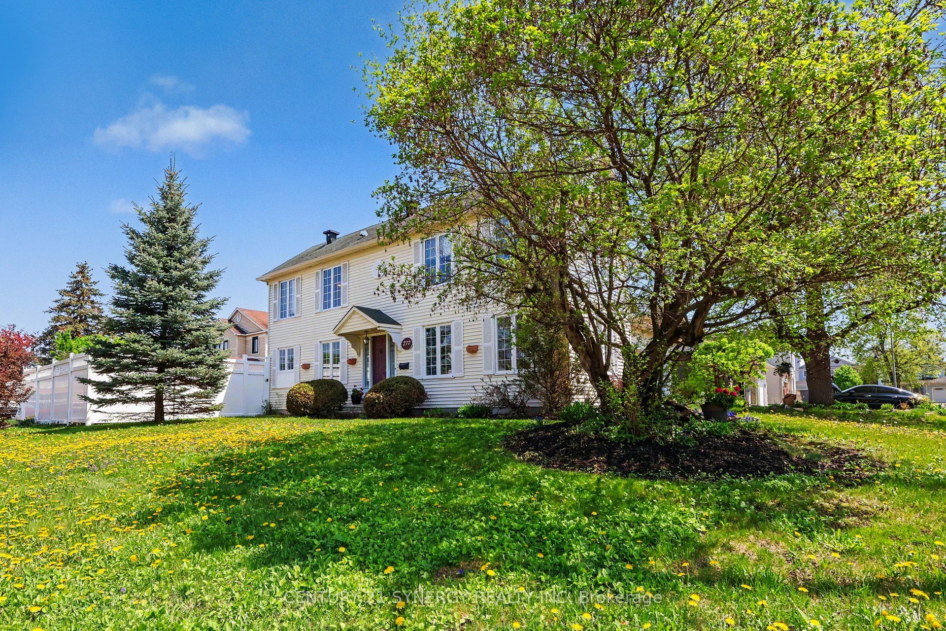 277 Mceachern Crescent, Ottawa, ON, K2E 3K7 photo 2