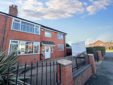 Leamington Road, Eccles M30